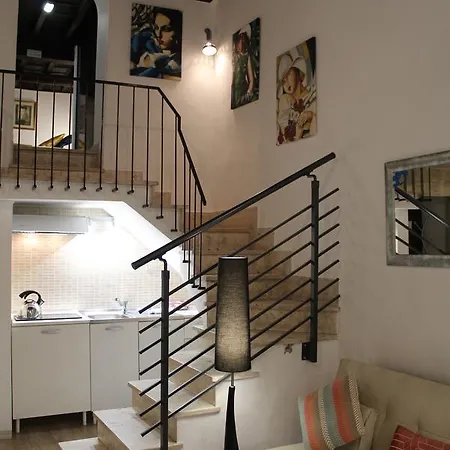 아파트 Campo Dei Fiori Split Level B 로마